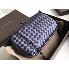 Bottega Veneta Knot Clutch In Boucher Intreccio Dark Blue