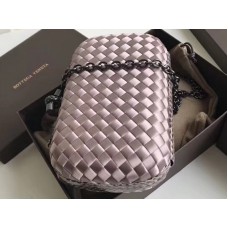 Bottega Veneta Knot Clutch In Boucher Intreccio Light Purple