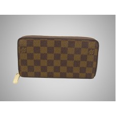 Louis Vuitton Damier Zippy Wallet