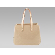 Louis Vuitton Monogram Vernis Reade Pm Beige