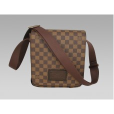 Louis Vuitton Damier Brooklyn Pm