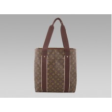 Louis Vuitton Monogram Beaubourg