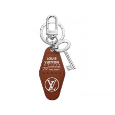 Louis Vuitton Motel Bag Charm And Key Holder mp1897