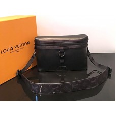 Louis Vuitton Infinity Leather Discovery Messenger Pm m52176