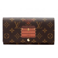 Louis Vuitton Monogram Sarah Trunk & Lock Wallet